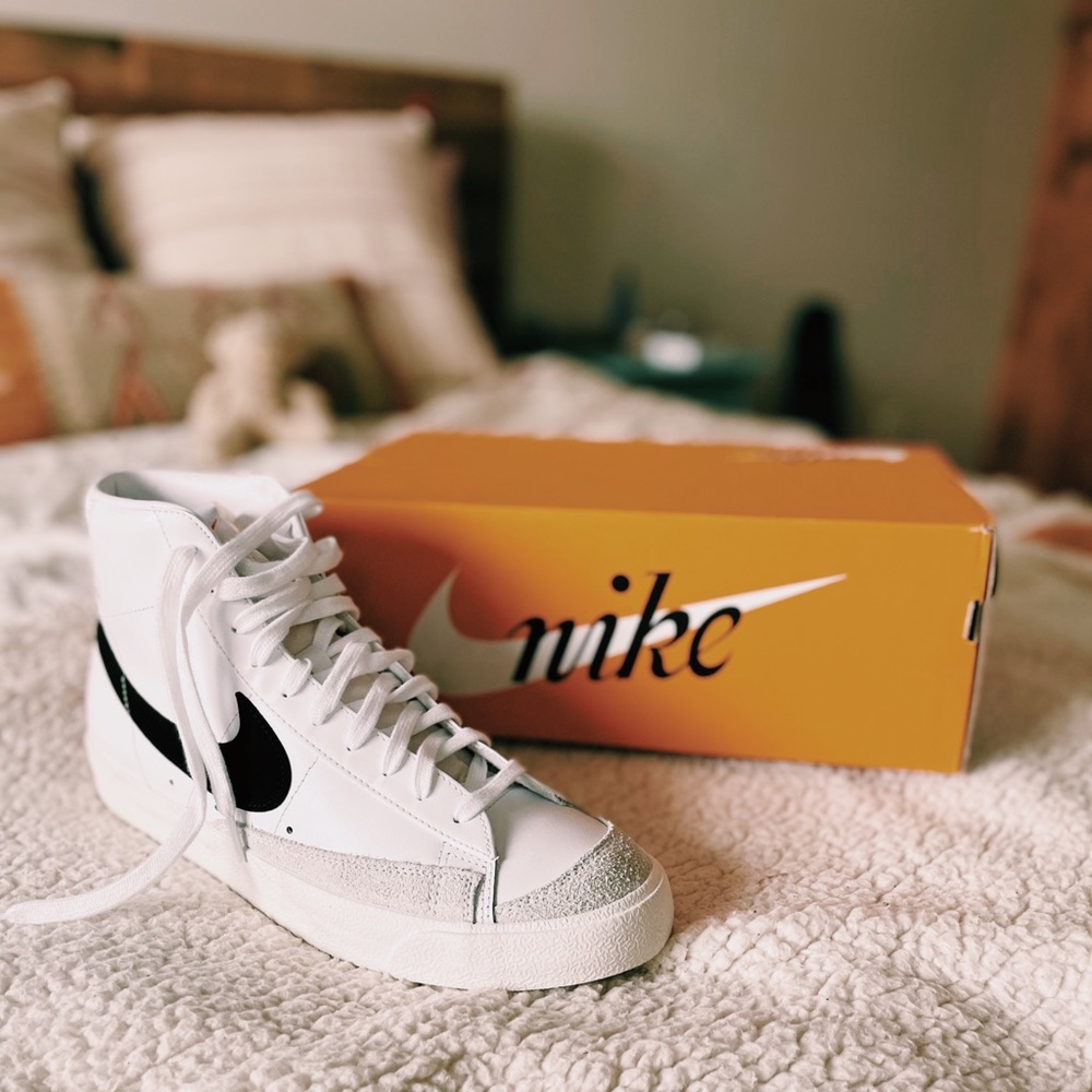 Nike Blazers Mid 77